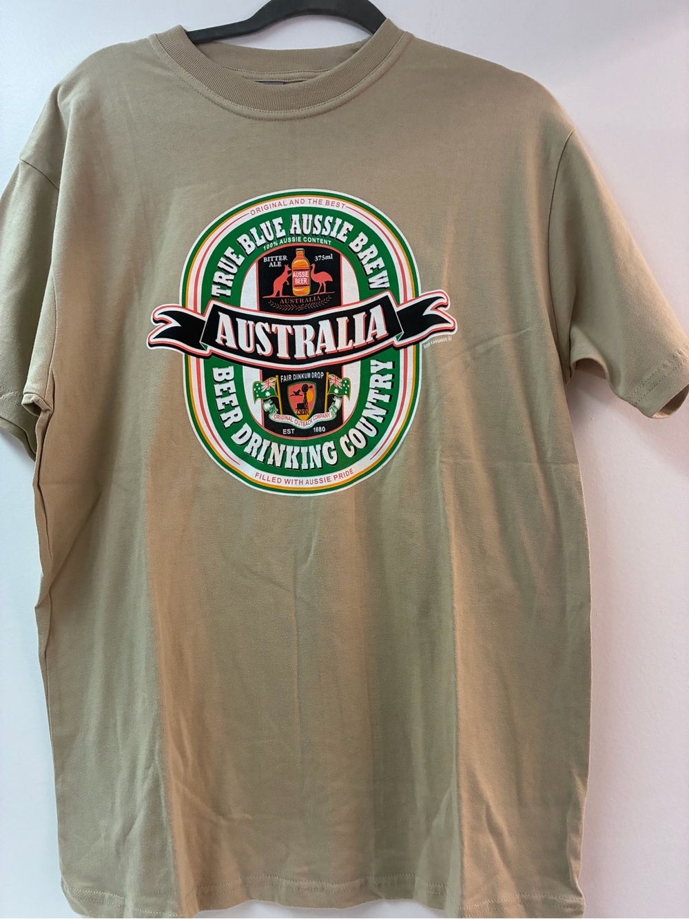 Australia Logo Graphic Tee - Olive Green Men's Short Sleeve Shirt